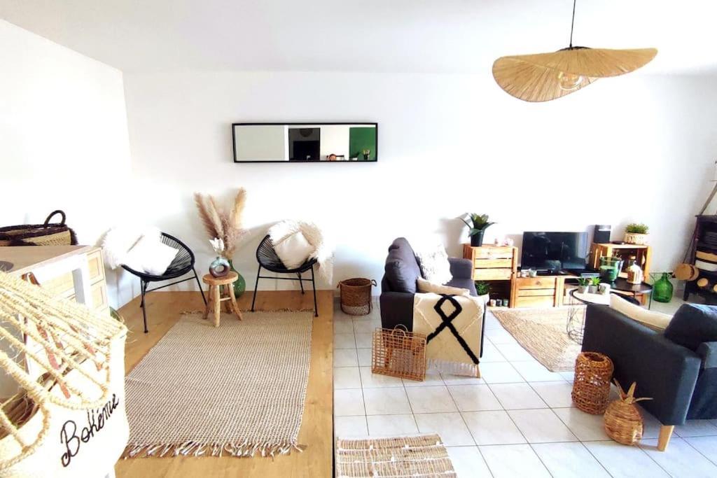 Apartamento Un Nid D'Amour Ruoms Exterior foto